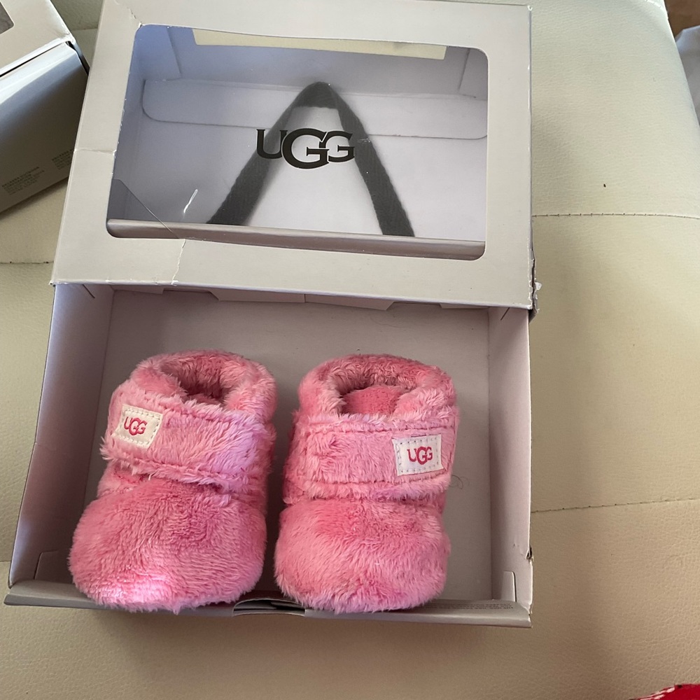 UGG Bixbee bootie